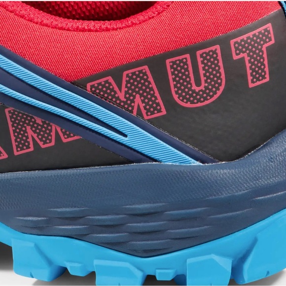 Mammut Hiking Shoes - Picture 3 of 10